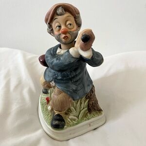 Waco Golfer Man with Moving Head Music Box Plays IT'S IMPOSIBLE Figurine - WORKS